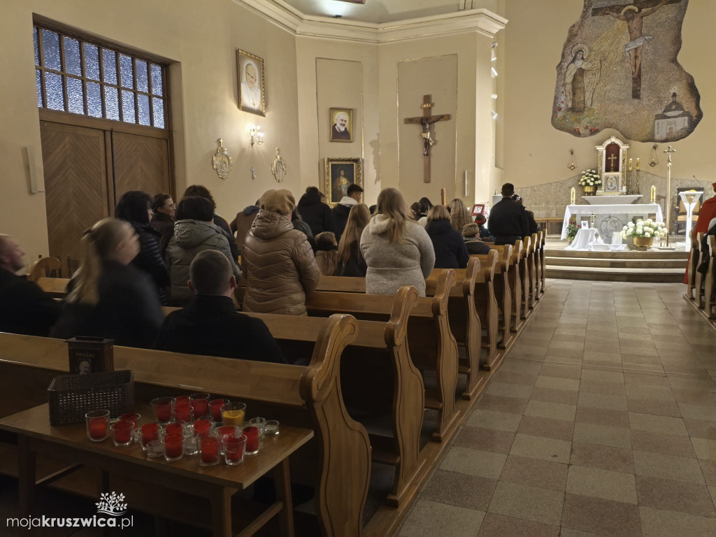 W Kruszwicy trwa Noc Świętych [ZDJĘCIA, VIDEO]