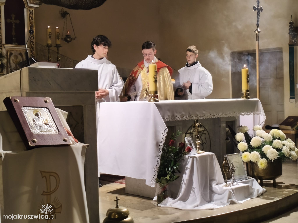 W Kruszwicy trwa Noc Świętych [ZDJĘCIA, VIDEO]