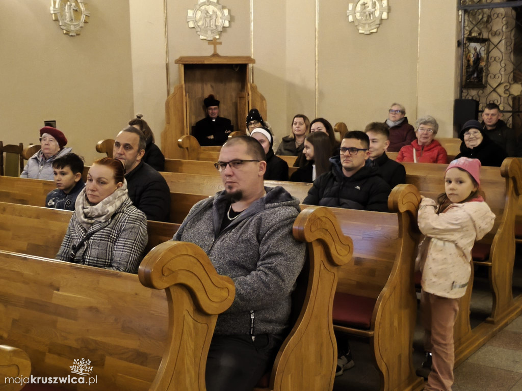 W Kruszwicy trwa Noc Świętych [ZDJĘCIA, VIDEO]