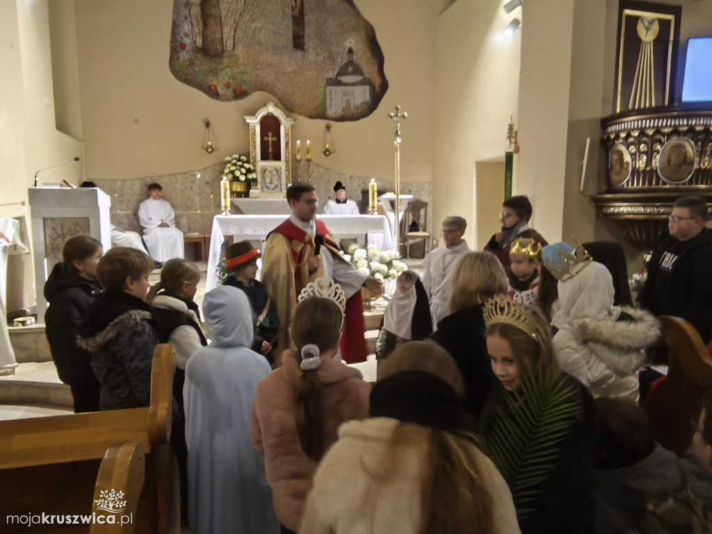 W Kruszwicy trwa Noc Świętych [ZDJĘCIA, VIDEO]