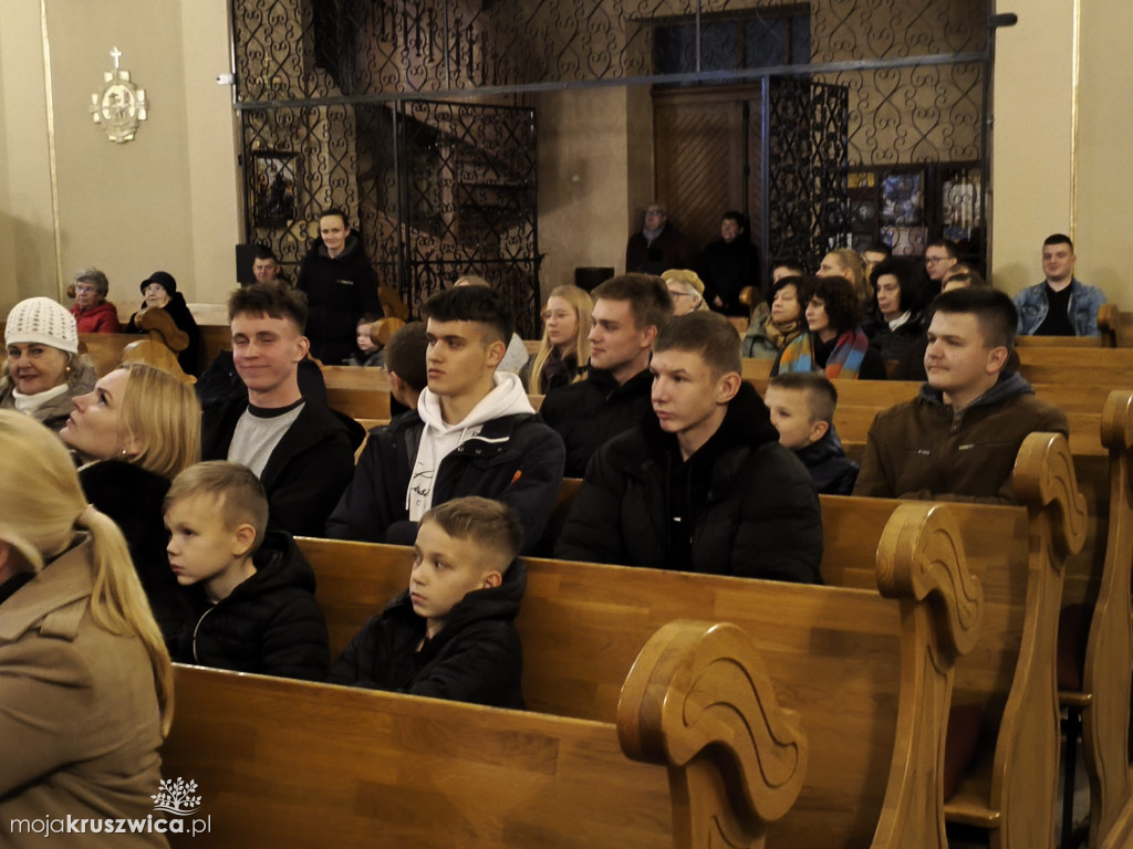 W Kruszwicy trwa Noc Świętych [ZDJĘCIA, VIDEO]