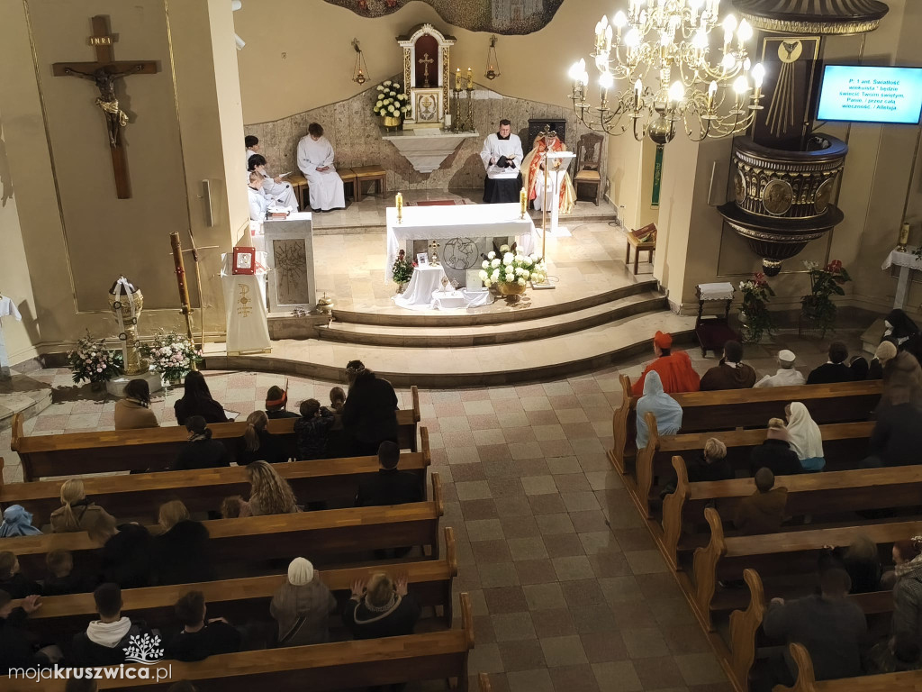 W Kruszwicy trwa Noc Świętych [ZDJĘCIA, VIDEO]