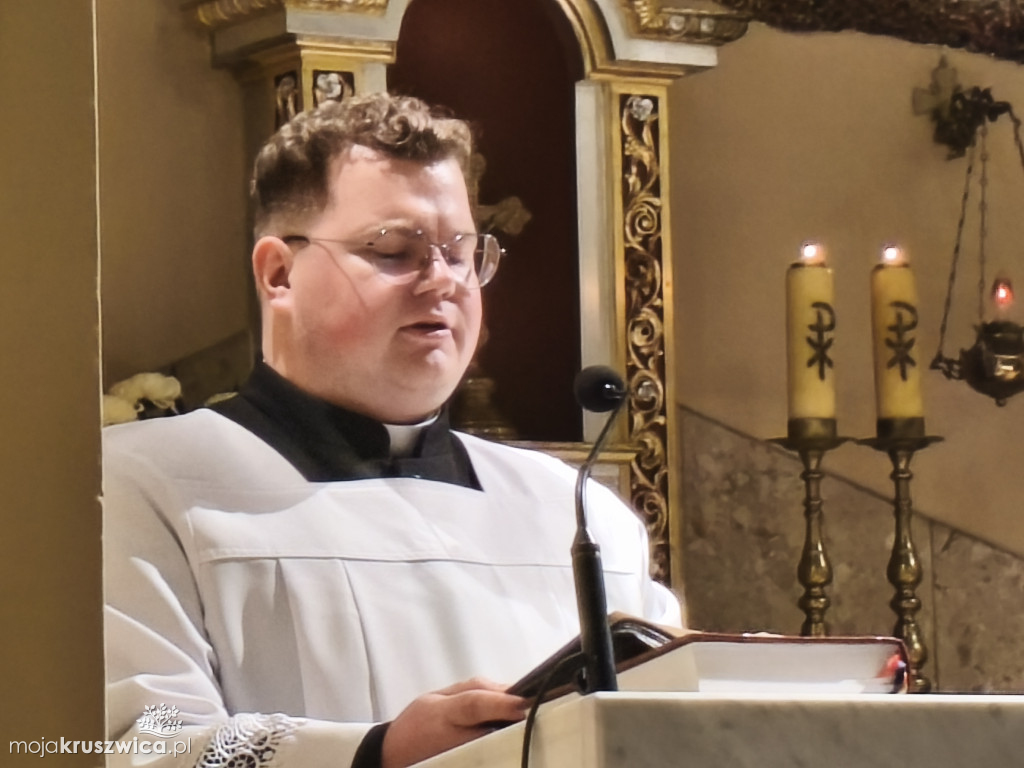 W Kruszwicy trwa Noc Świętych [ZDJĘCIA, VIDEO]