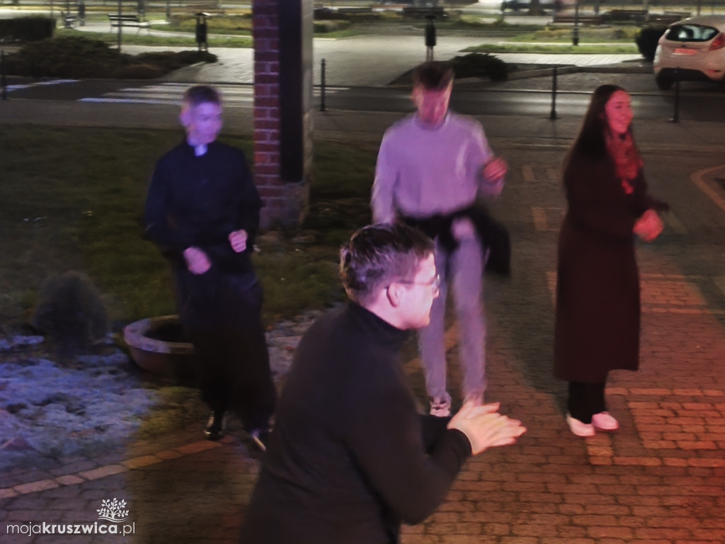 W Kruszwicy trwa Noc Świętych [ZDJĘCIA, VIDEO]