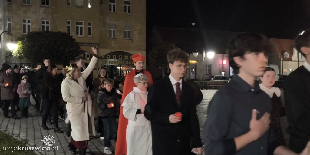 W Kruszwicy trwa Noc Świętych [ZDJĘCIA, VIDEO]