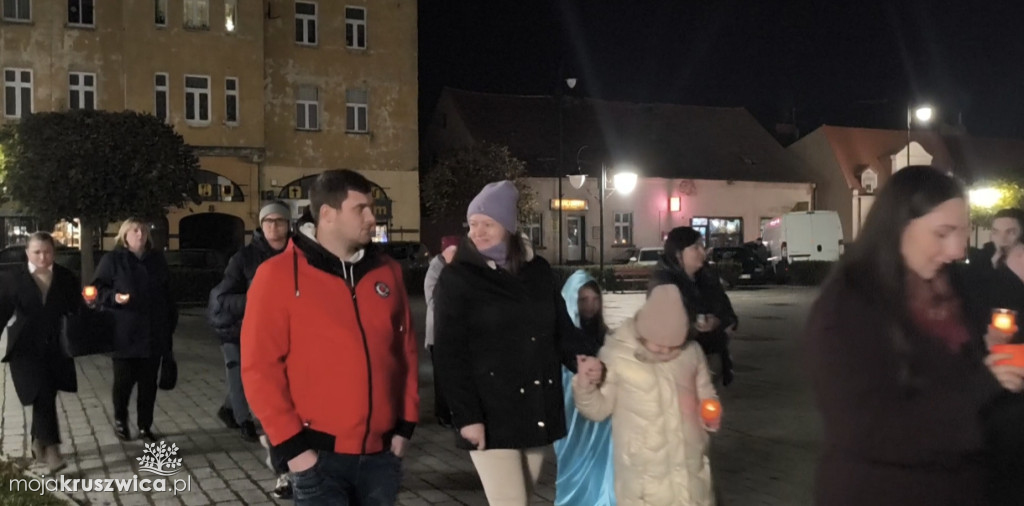 W Kruszwicy trwa Noc Świętych [ZDJĘCIA, VIDEO]