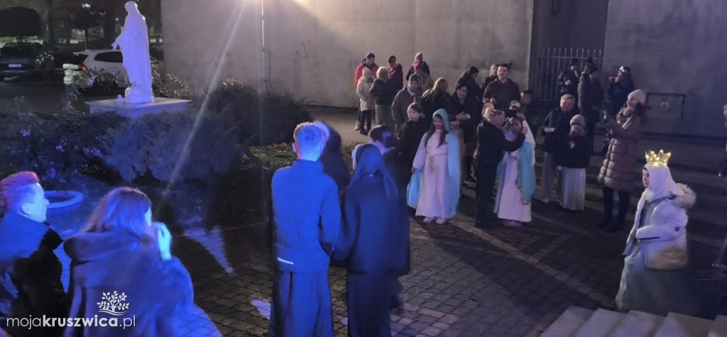 W Kruszwicy trwa Noc Świętych [ZDJĘCIA, VIDEO]
