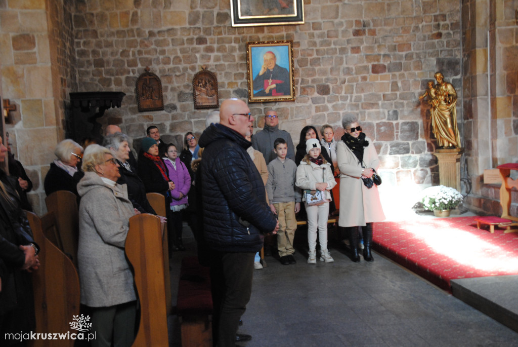 Wszystkich Świętych w Kruszwicy: Dziś wspominamy naszych zmarłych [ZDJĘCIA, VIDEO]