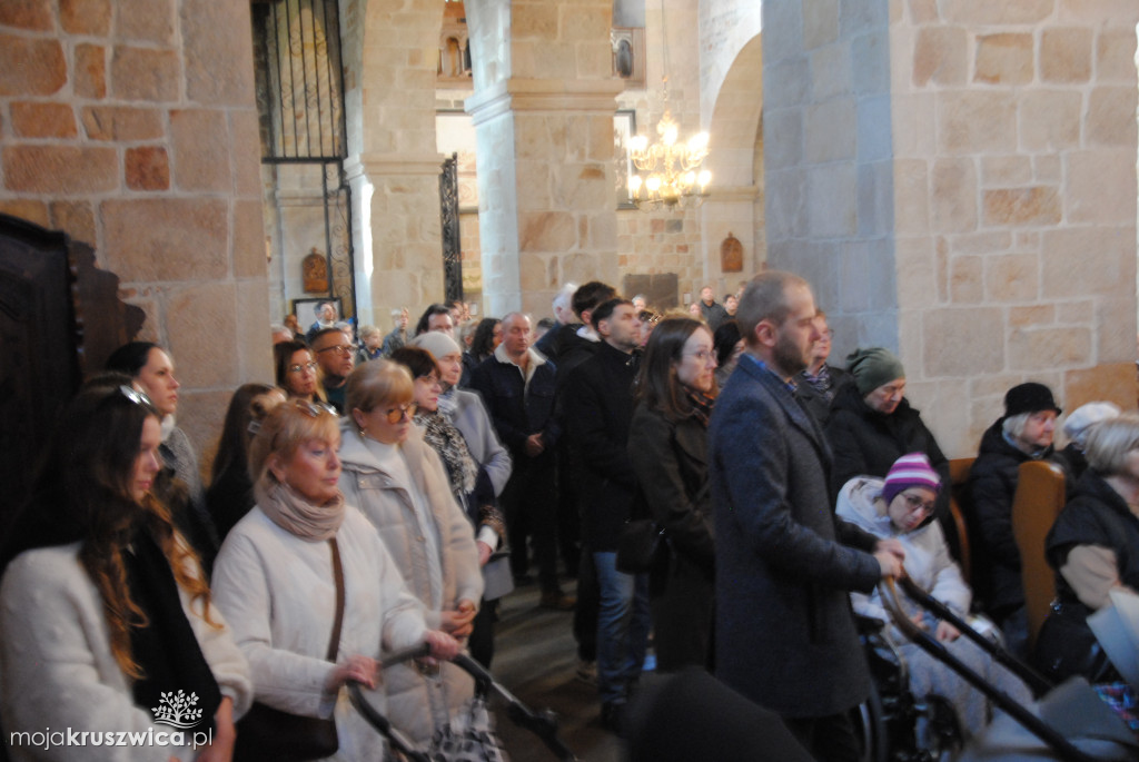 Wszystkich Świętych w Kruszwicy: Dziś wspominamy naszych zmarłych [ZDJĘCIA, VIDEO]