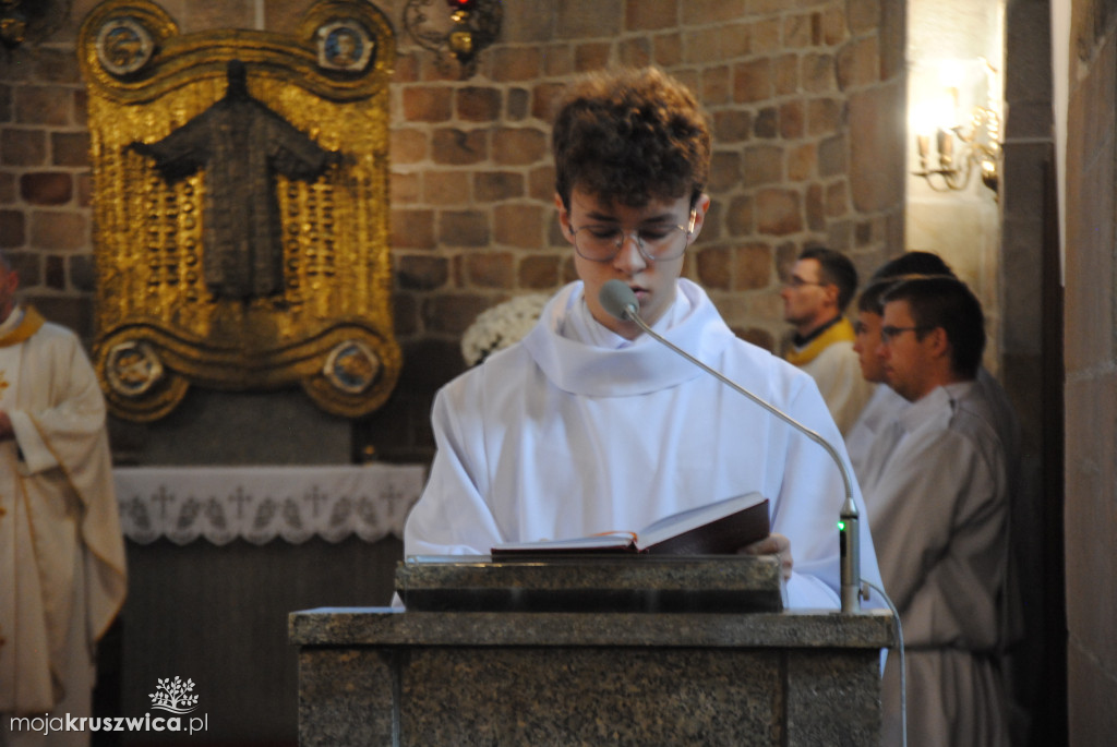 Wszystkich Świętych w Kruszwicy: Dziś wspominamy naszych zmarłych [ZDJĘCIA, VIDEO]