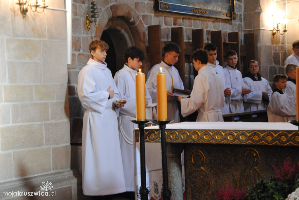 Wszystkich Świętych w Kruszwicy: Dziś wspominamy naszych zmarłych [ZDJĘCIA, VIDEO]