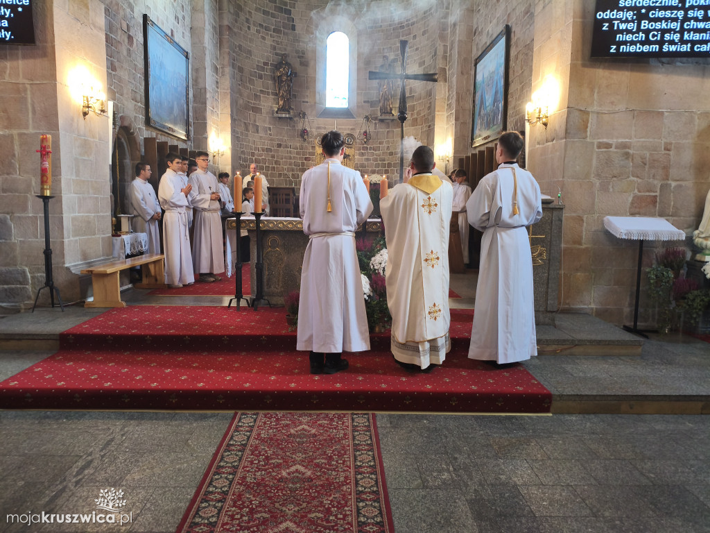 Wszystkich Świętych w Kruszwicy: Dziś wspominamy naszych zmarłych [ZDJĘCIA, VIDEO]