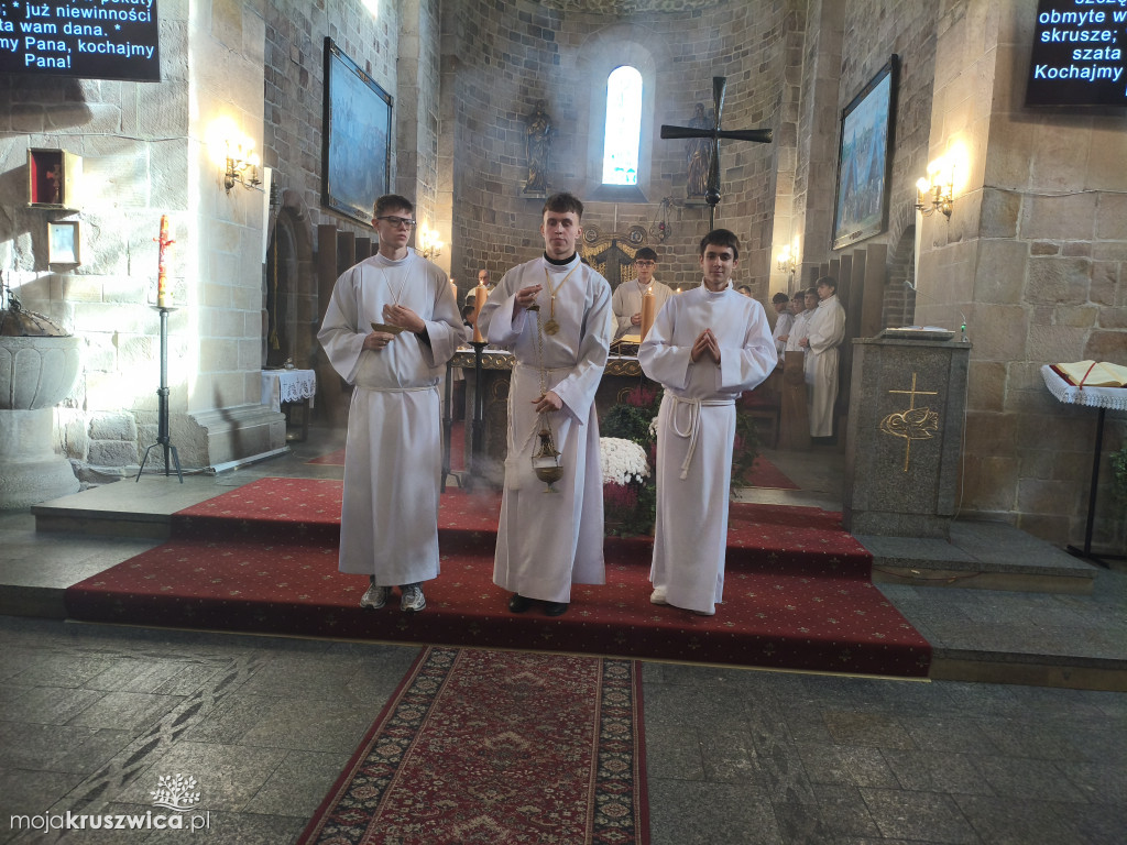 Wszystkich Świętych w Kruszwicy: Dziś wspominamy naszych zmarłych [ZDJĘCIA, VIDEO]