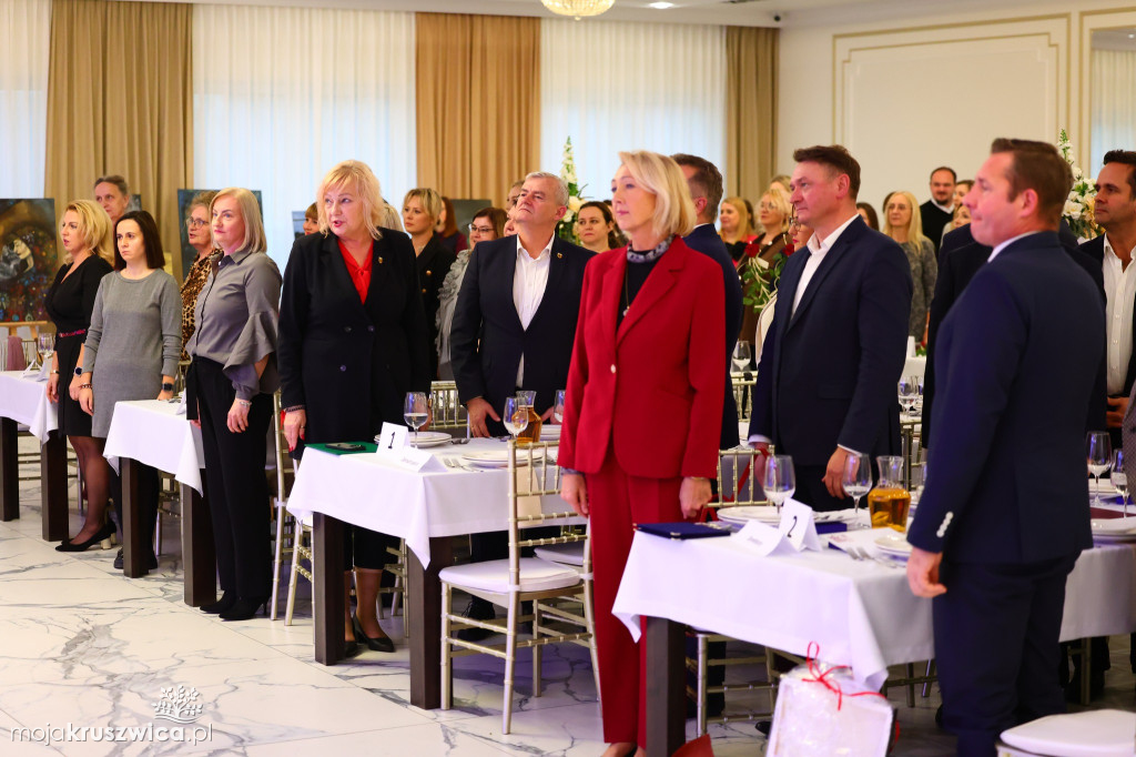 Jubileusz 120-lecia Związku Nauczycielstwa Polskiego w Kruszwicy [ZDJĘCIA]