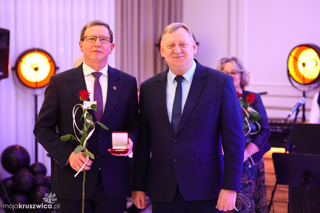 Jubileusz 120-lecia Związku Nauczycielstwa Polskiego w Kruszwicy [ZDJĘCIA]