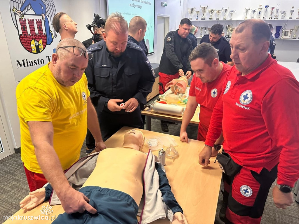 Ćwiczenia ratownicze na Wiśle z udziałem Nadgoplańskiego WOPR Kruszwica