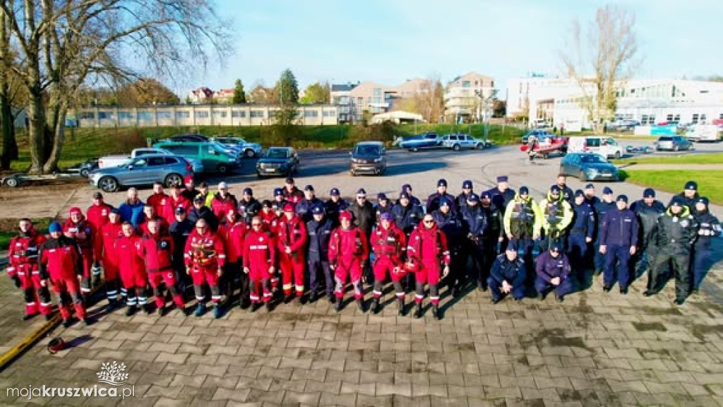 Ćwiczenia ratownicze na Wiśle z udziałem Nadgoplańskiego WOPR Kruszwica