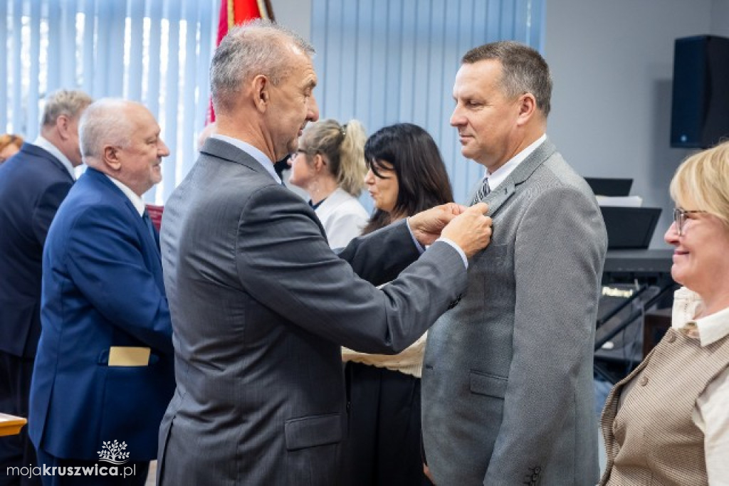 Najwyższe odznaczenia dla nauczycieli z MOW Kruszwica [ZDJĘCIA]