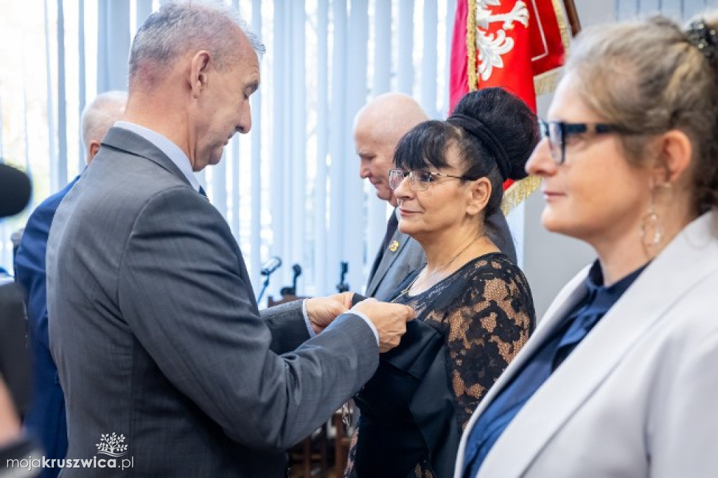 Najwyższe odznaczenia dla nauczycieli z MOW Kruszwica [ZDJĘCIA]