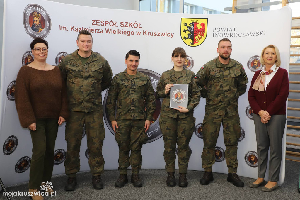 W ZS w Kruszwicy odbył się Turniej Strzelecki Służb Mundurowych [FOTO]