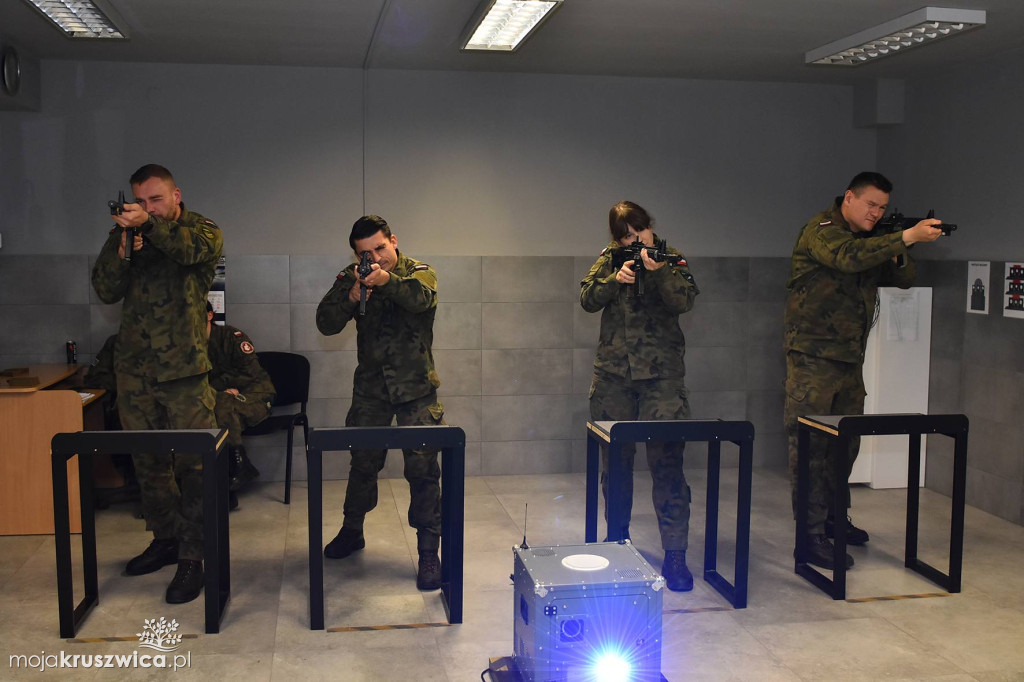 W ZS w Kruszwicy odbył się Turniej Strzelecki Służb Mundurowych [FOTO]