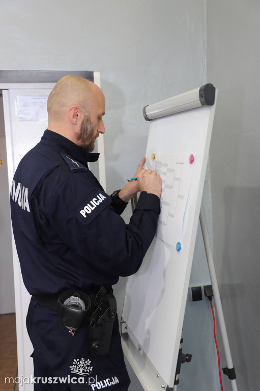 W ZS w Kruszwicy odbył się Turniej Strzelecki Służb Mundurowych [FOTO]