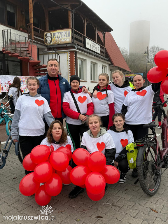 Rajd rowerowy w Kruszwicy w ramach kampanii „Dzieciństwo bez przemocy” [ZDJĘCIA]