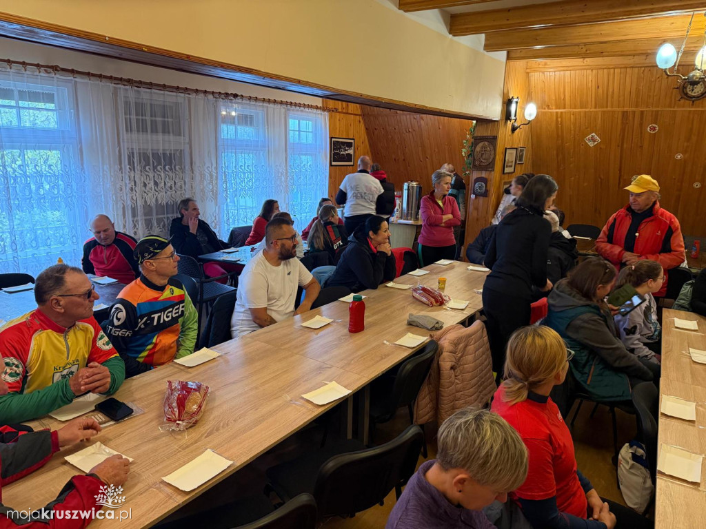 Rajd rowerowy w Kruszwicy w ramach kampanii „Dzieciństwo bez przemocy” [ZDJĘCIA]