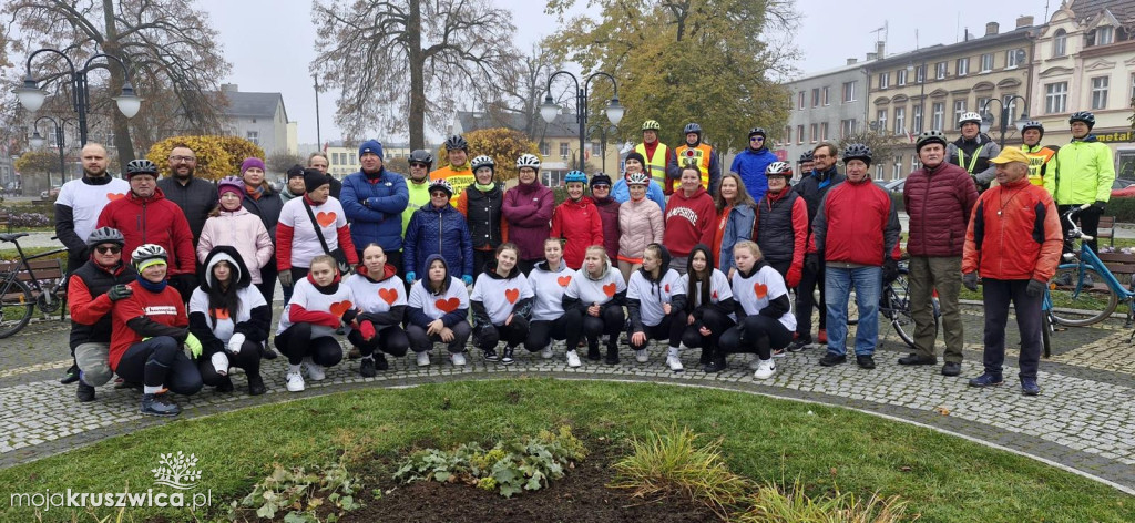 Rajd rowerowy w Kruszwicy w ramach kampanii „Dzieciństwo bez przemocy” [ZDJĘCIA]