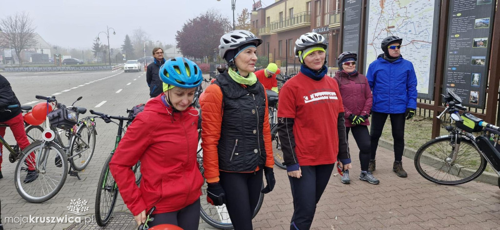Rajd rowerowy w Kruszwicy w ramach kampanii „Dzieciństwo bez przemocy” [ZDJĘCIA]