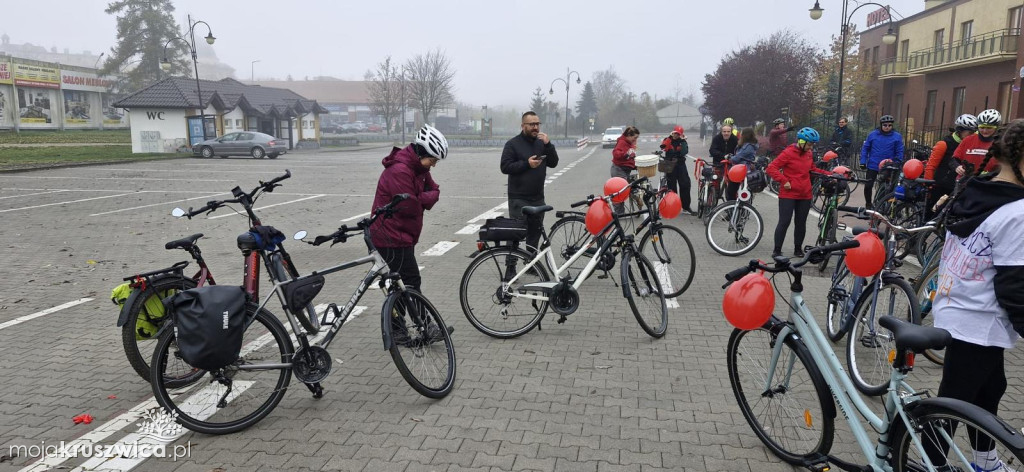 Rajd rowerowy w Kruszwicy w ramach kampanii „Dzieciństwo bez przemocy” [ZDJĘCIA]