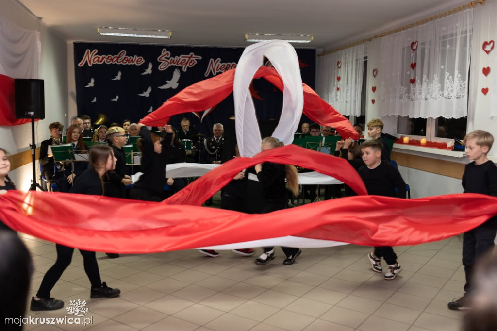 Wieczornica patriotyczna w Sławsku Wielkim [ZDJĘCIA]