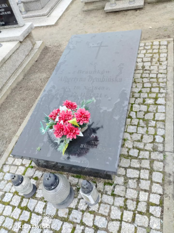 Sławsk Wielki: Za nami zbiórka na renowację mogił [ZDJĘCIA]