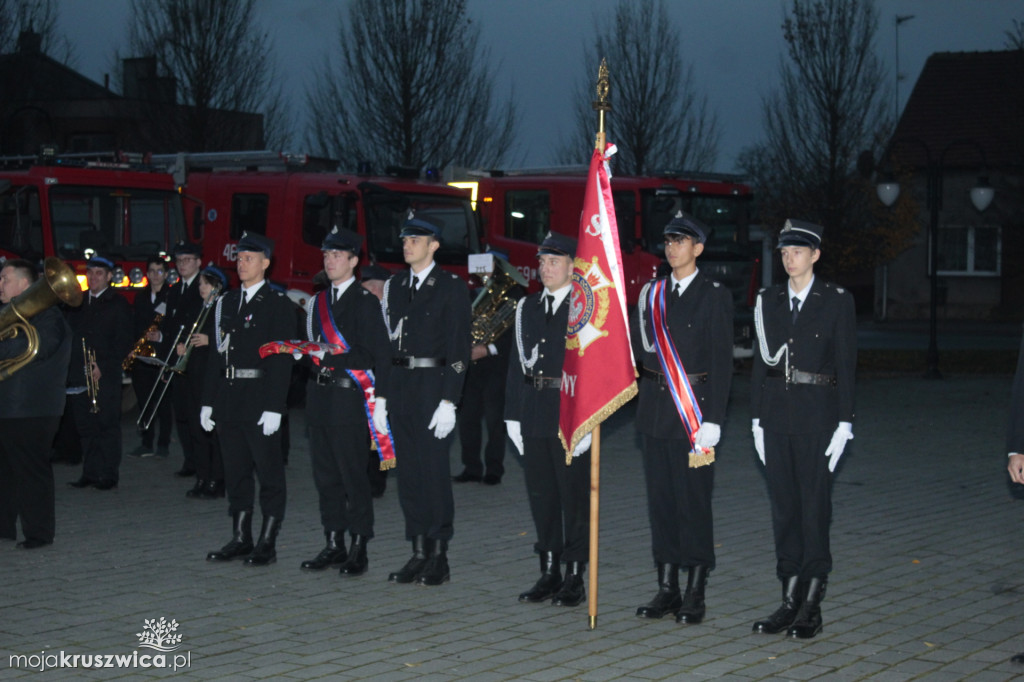 Oficjalne przekazanie wozu strażackiego w Kruszwicy 14.11.2025
