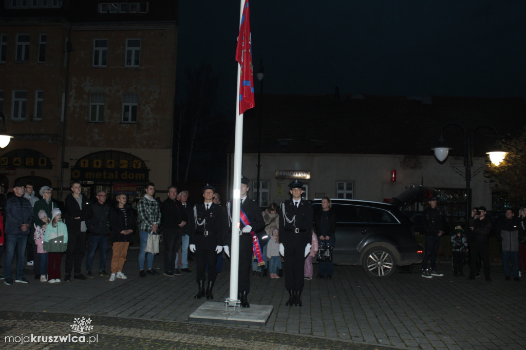 Oficjalne przekazanie wozu strażackiego w Kruszwicy 14.11.2025