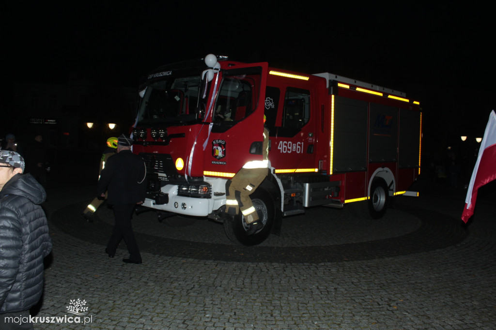 Oficjalne przekazanie wozu strażackiego w Kruszwicy 14.11.2025
