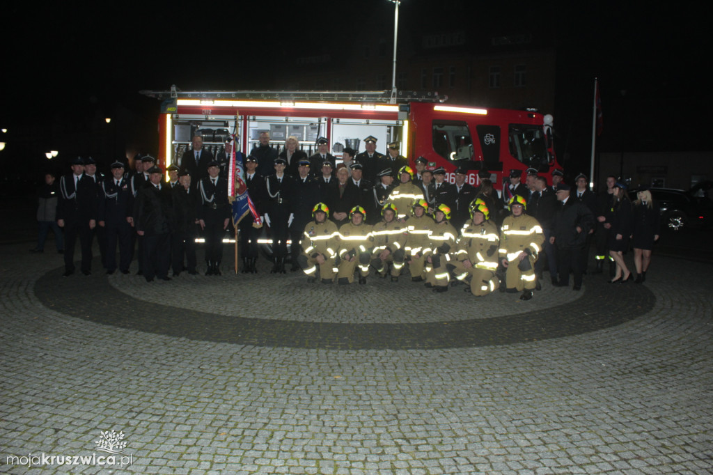 Oficjalne przekazanie wozu strażackiego w Kruszwicy 14.11.2025