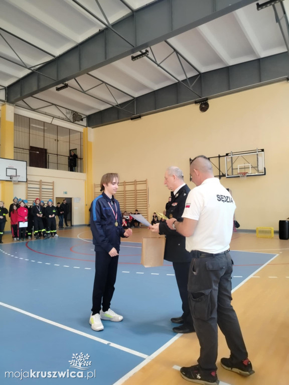 1. miejsce drużyny z Woli Wapowskiej w 14. Bydgoskich Halowych Zawodach MDP