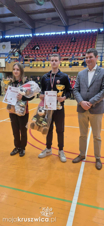 Młodzieżowa Drużyna Pożarnicza z Woli Wapowskiej zwycięża w zawodach wojewódzkich