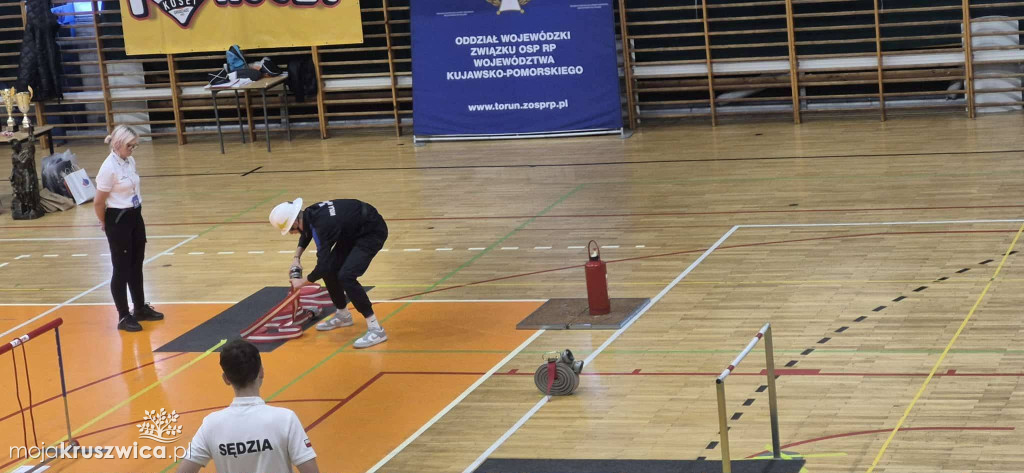 Młodzieżowa Drużyna Pożarnicza z Woli Wapowskiej zwycięża w zawodach wojewódzkich