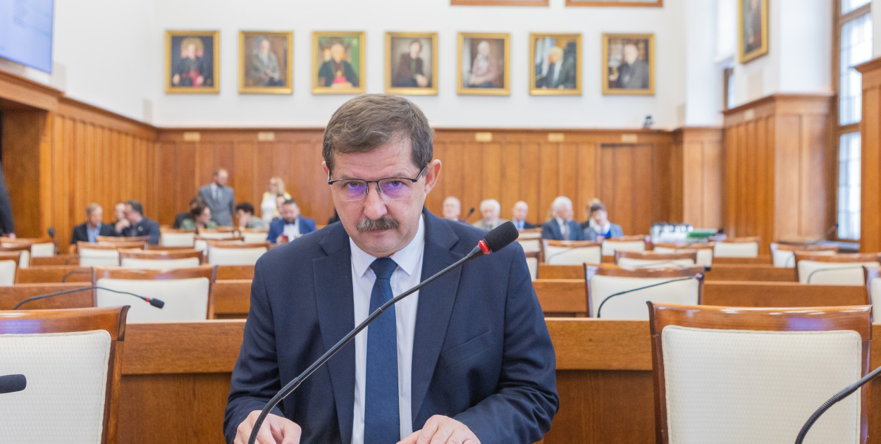 Sesja sejmiku województwa. Jakie decyzje podjęto? [FOTO]