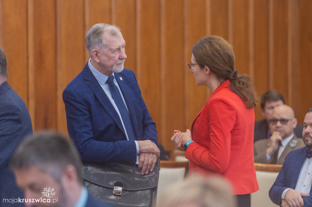 Sesja sejmiku województwa. Jakie decyzje podjęto? [FOTO]