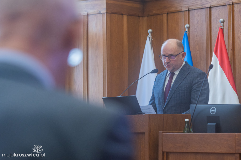 Sesja sejmiku województwa. Jakie decyzje podjęto? [FOTO]