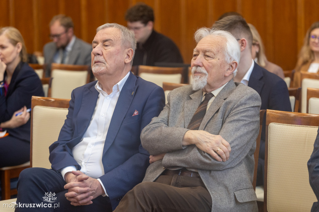 Sesja sejmiku województwa. Jakie decyzje podjęto? [FOTO]