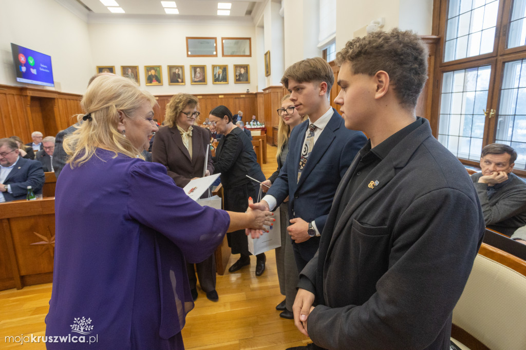 Sesja sejmiku województwa. Jakie decyzje podjęto? [FOTO]