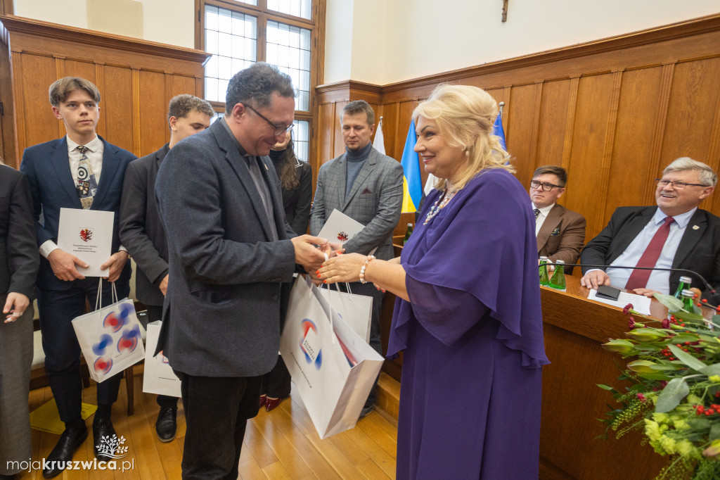 Sesja sejmiku województwa. Jakie decyzje podjęto? [FOTO]