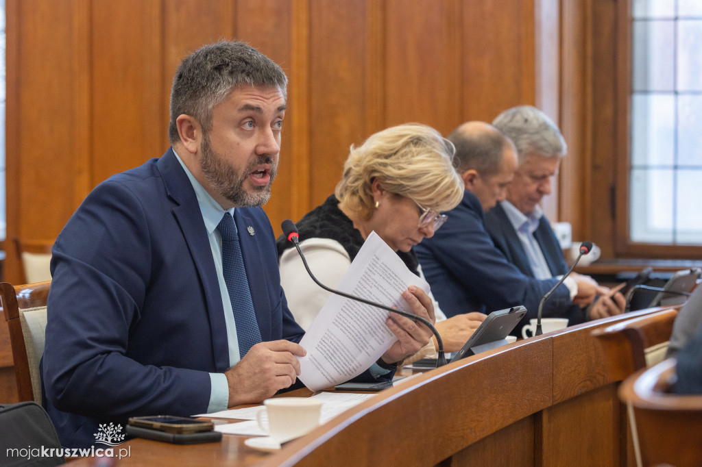 Sesja sejmiku województwa. Jakie decyzje podjęto? [FOTO]