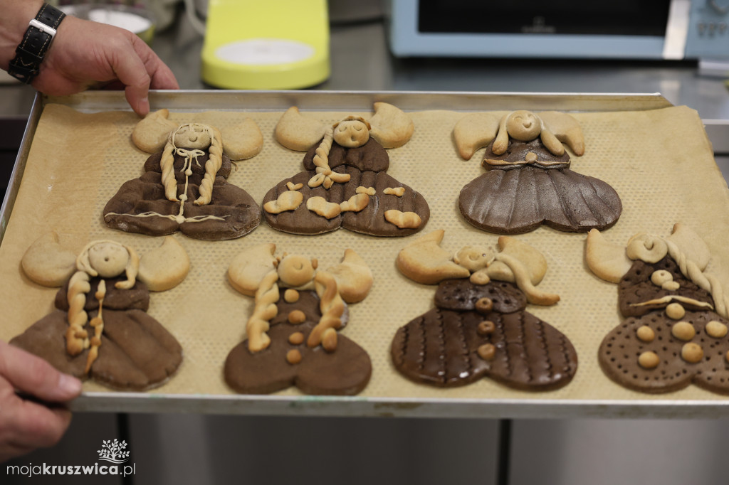 Takie piernikowe cuda powstają pod okiem właściciela cukierni i piekarni \