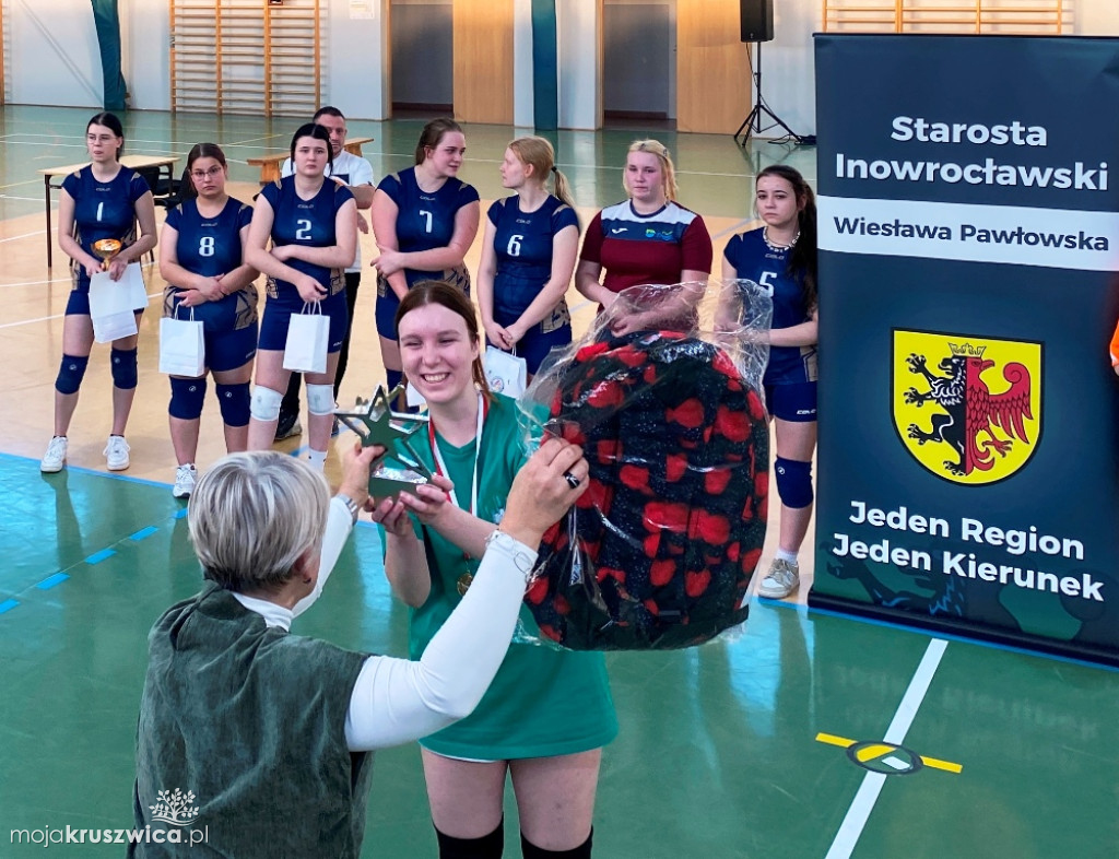 Ogólnopolski Turniej Siatkówki Dziewcząt 2025 w Kruszwicy [ZDJĘCIA]