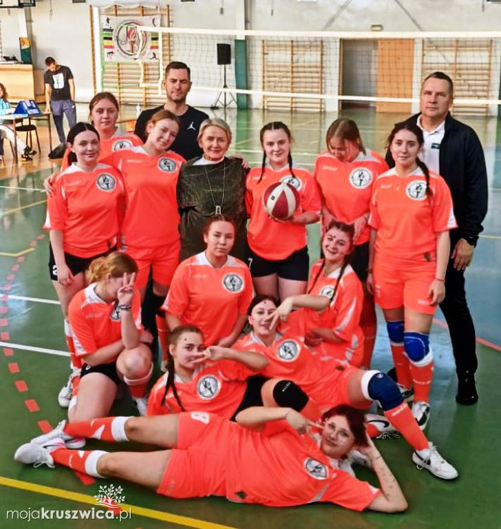 Ogólnopolski Turniej Siatkówki Dziewcząt 2025 w Kruszwicy [ZDJĘCIA]